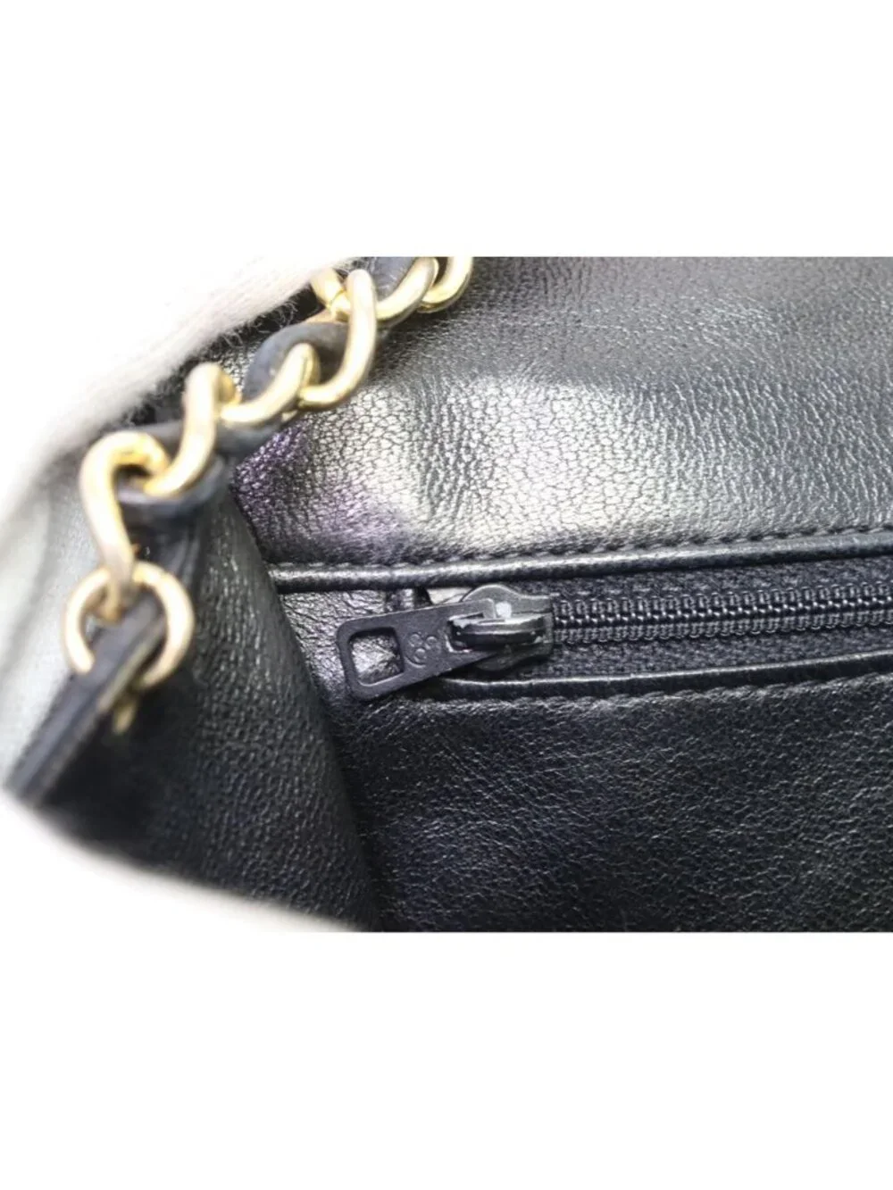CHANEL color shape